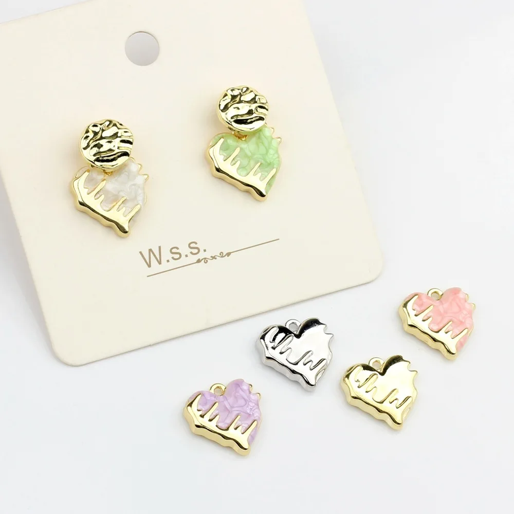 10Pcs/pack Simple Alloy Drip Oil Love Creative Pendant For DIY Handmade Necklaces Jewelry Making Accessories
10Pcs/pack Simple Alloy Drip Oil Love Creative Pendant For DIY Handmade Necklaces Jewelry Making Accessories