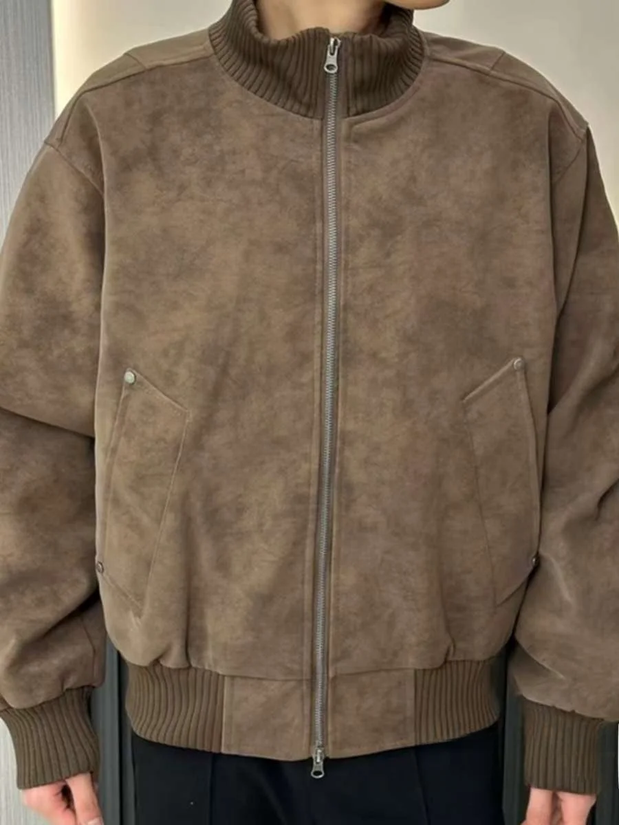 Мужская куртка в стиле американского ретро с ребристым воротником, из матового вельвета и искусственной кожи, свободного кроя, из смесового хлопка, молодежная верхняя одежда
Мужская куртка в стиле американского ретро с ребристым воротником, из матового вельвета и искусственной кожи, свободного кроя, из смесового хлопка, молодежная верхняя одежда