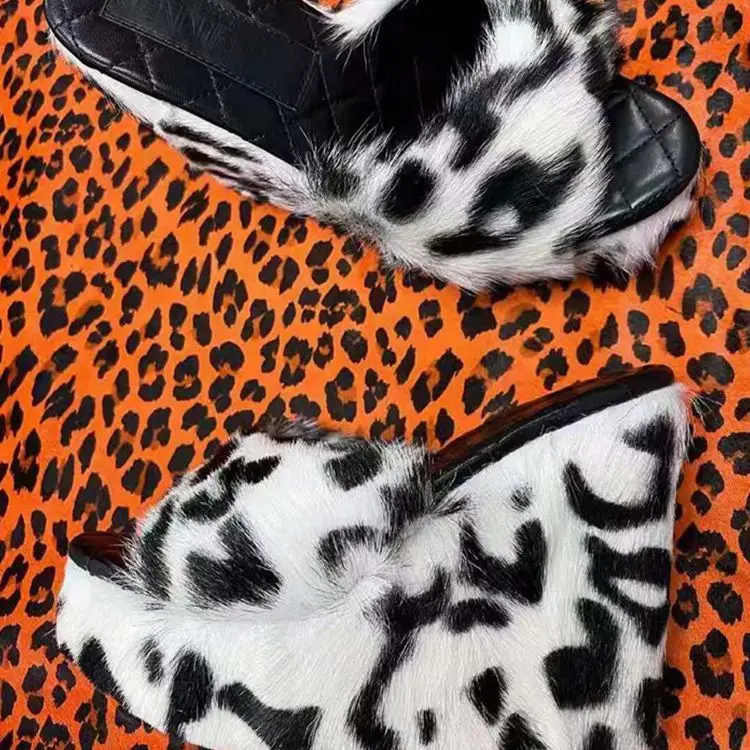 Wool Wedge Slippers for Women Autumn European and American Fashion Outdoor Women's Shoes Colorful Big Size 36-43
Wool Wedge Slippers for Women Autumn European and American Fashion Outdoor Women's Shoes Colorful Big Size 36-43