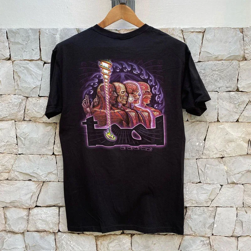 Европейская и американская уличная мода, авангардная альтернативная металлическая группа TOOL, футболка в стиле рок-панк для мужчин и женщин
Европейская и американская уличная мода, авангардная альтернативная металлическая группа TOOL, футболка в стиле рок-панк для мужчин и женщин