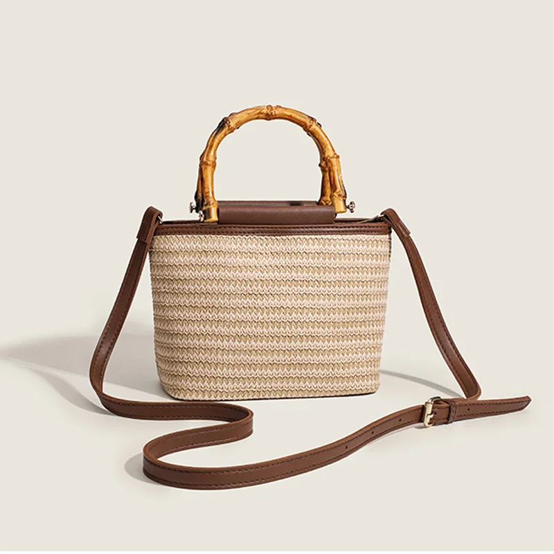 Urban Simple Style Bucket Bag Crossbody Bag Women's Handwoven Straw Tote Bag Summer Versatile Beach Holiday Handheld Bag
Urban Simple Style Bucket Bag Crossbody Bag Women's Handwoven Straw Tote Bag Summer Versatile Beach Holiday Handheld Bag