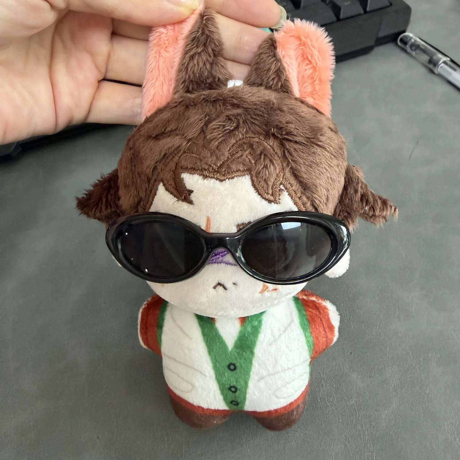 10cm Anime Machine Herald Viktor Plushie Stuffed Black Violet Vi Plush Pendants Doll Toy Figure Birthday Xmas Gifts
10cm Anime Machine Herald Viktor Plushie Stuffed Black Violet Vi Plush Pendants Doll Toy Figure Birthday Xmas Gifts