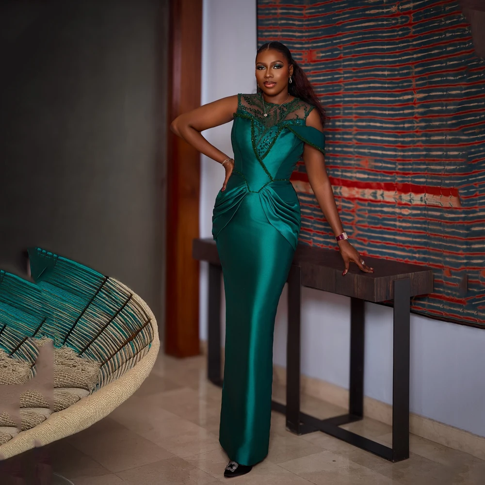 Атласные вечерние платья с круглым вырезом без рукавов Aso Ebi Вечерние платья русалки с бисером длиной до пола, платья de fiesta elegantes по индивидуальному заказу
Атласные вечерние платья с круглым вырезом без рукавов Aso Ebi Вечерние платья русалки с бисером длиной до пола, платья de fiesta elegantes по индивидуальному заказу