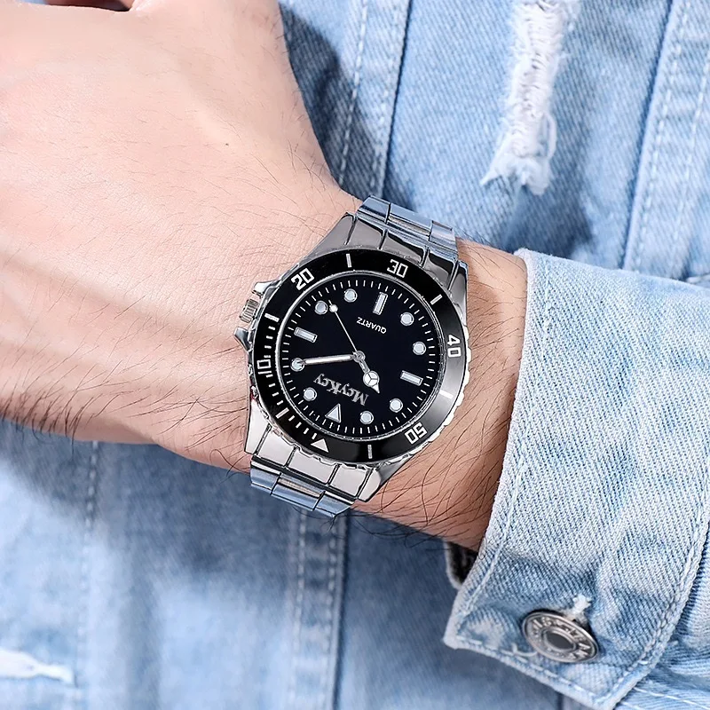 New Fashion Famous Mens Luxury Calendar Quartz Watch Men Stainless Steel Casual Watches Relogio Masculino Male Wristwatches Hot
New Fashion Famous Mens Luxury Calendar Quartz Watch Men Stainless Steel Casual Watches Relogio Masculino Male Wristwatches Hot