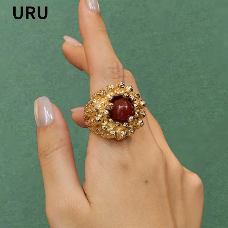 Fashion Jewelry Vintage Temperament Stone Open Rings For Women Female Gifts Delicate Design Accessories 2025 Trend New
Fashion Jewelry Vintage Temperament Stone Open Rings For Women Female Gifts Delicate Design Accessories 2025 Trend New