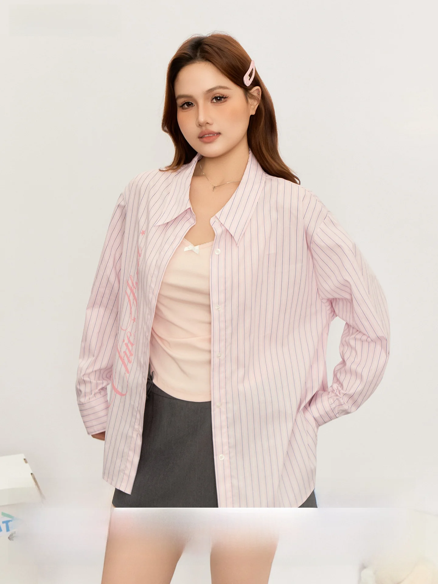 Loose Fit Striped Long Sleeve Shirt for Women Casual Style Comfortable Breathable Cotton Blend Spring Summer Fashion
Loose Fit Striped Long Sleeve Shirt for Women Casual Style Comfortable Breathable Cotton Blend Spring Summer Fashion