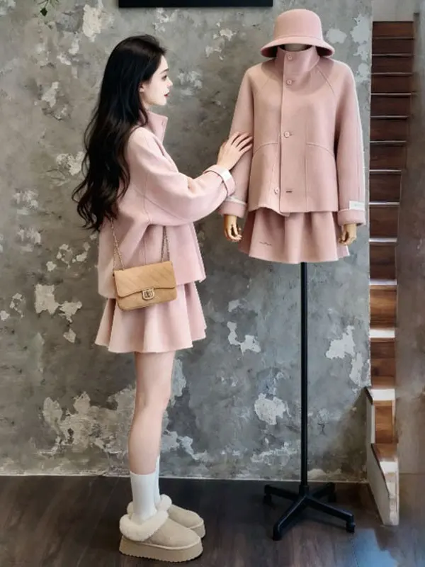 Шикарный комплект зимней одежды, нежный воротник-стойка, тюре с юбкой, комплект из двух предметов, удобный длинный топ с хлопковым наполнителем свека
Шикарный комплект зимней одежды, нежный воротник-стойка, тюре с юбкой, комплект из двух предметов, удобный длинный топ с хлопковым наполнителем свека