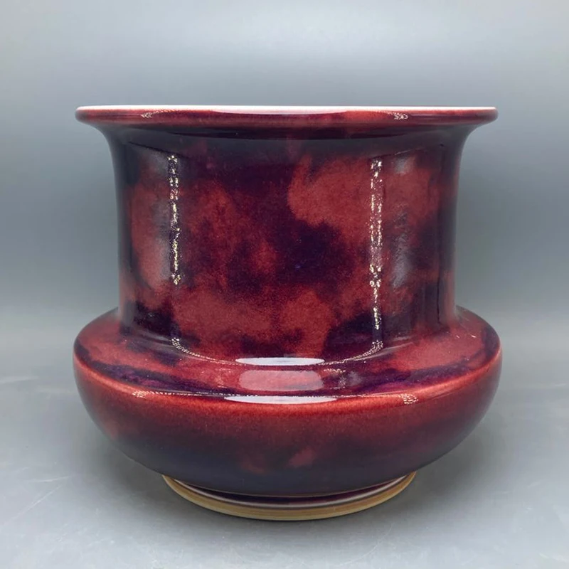 Deep red large long mouth ceramic vase Jun China appreciation bottle handicraft decoration High 16 cm
Deep red large long mouth ceramic vase Jun China appreciation bottle handicraft decoration High 16 cm