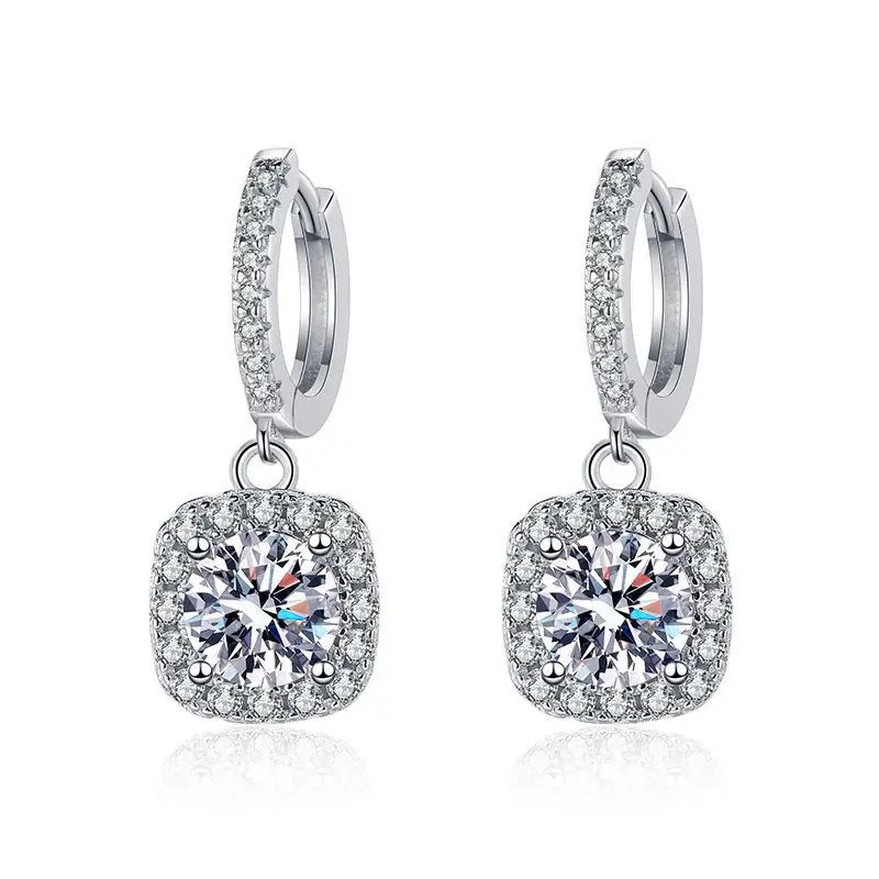 Mozambique Stone Earrings Platinum PT950 18K Gold Mozambique Stone Women's Fashion Earrings Classic Square Bag Light Luxury
Mozambique Stone Earrings Platinum PT950 18K Gold Mozambique Stone Women's Fashion Earrings Classic Square Bag Light Luxury