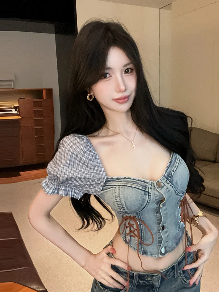 Fashionable Retro Short T-Shirt with Patchwork Color Block Plaid Design Square Collar Sleeveless Denim Belted Top for Young W...
Fashionable Retro Short T-Shirt with Patchwork Color Block Plaid Design Square Collar Sleeveless Denim Belted Top for Young W...