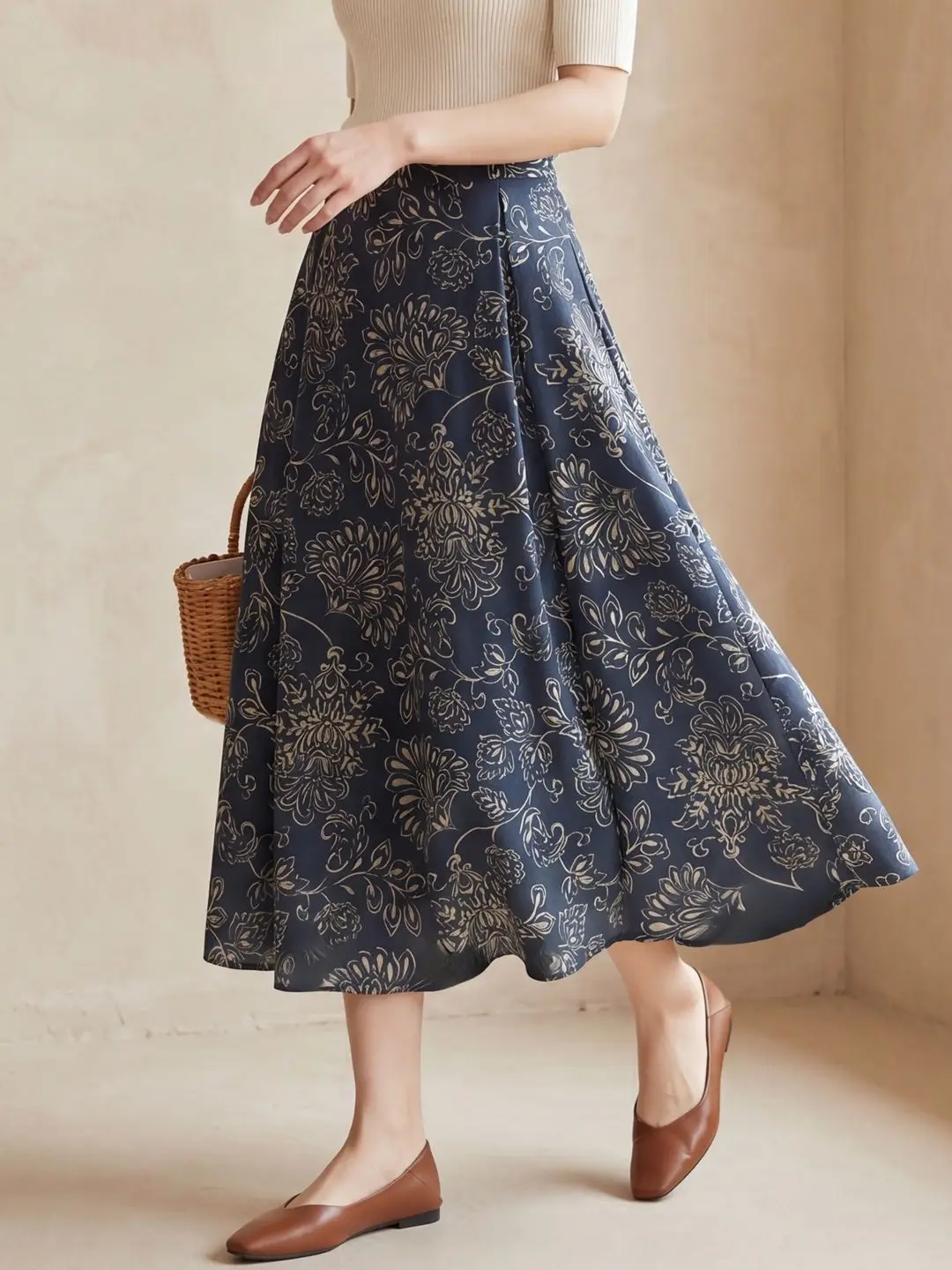 Women's 100% Mulberry Silk Midi Skirt with Retro Print and Full A-Line Silhouette Elegant and Fashionable 2026 Clothing
Women's 100% Mulberry Silk Midi Skirt with Retro Print and Full A-Line Silhouette Elegant and Fashionable 2026 Clothing