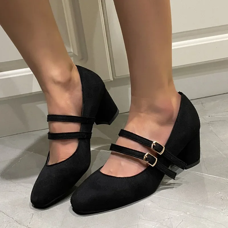 2025 New Shoes Female Buckle Strap Women's High Heels Fashion Round Toe Office and Career Hot Sale Plus Size Solid High Heels
2025 New Shoes Female Buckle Strap Women's High Heels Fashion Round Toe Office and Career Hot Sale Plus Size Solid High Heels