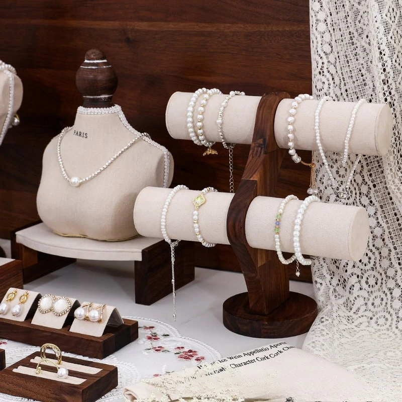 Ореховая замша, бежевое ожерелье, подставка для сережек, колец, стеллаж для хранения браслетов, стеллаж для ювелирных изделий, нефритовая подвеска, вешалка
Ореховая замша, бежевое ожерелье, подставка для сережек, колец, стеллаж для хранения браслетов, стеллаж для ювелирных изделий, нефритовая подвеска, вешалка