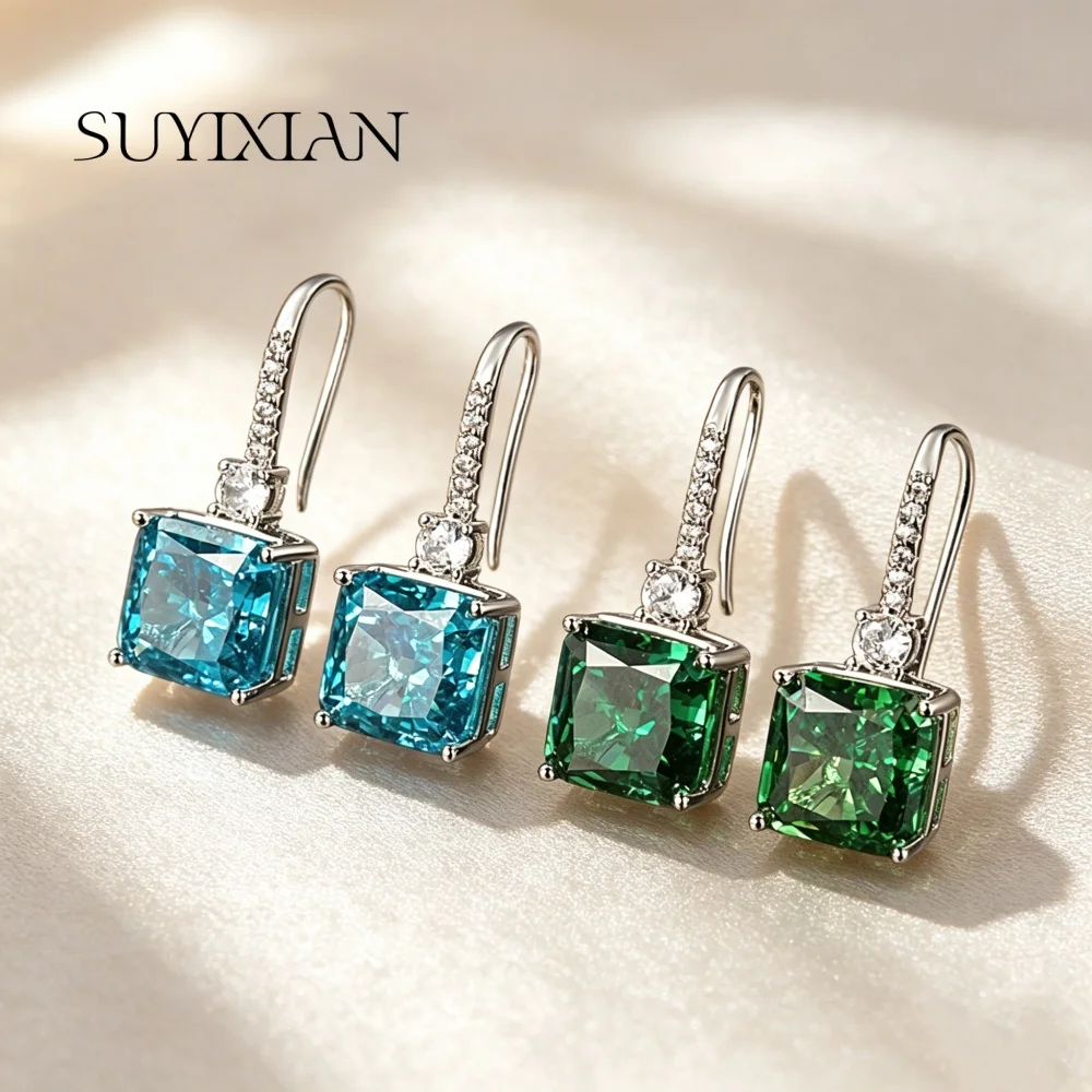 925 Sterling Silver Fashion Light Luxury Ice Flower Cut Crystal Zircon Perfume Bottle Ear Hook Birthday Anniversary Gift
925 Sterling Silver Fashion Light Luxury Ice Flower Cut Crystal Zircon Perfume Bottle Ear Hook Birthday Anniversary Gift