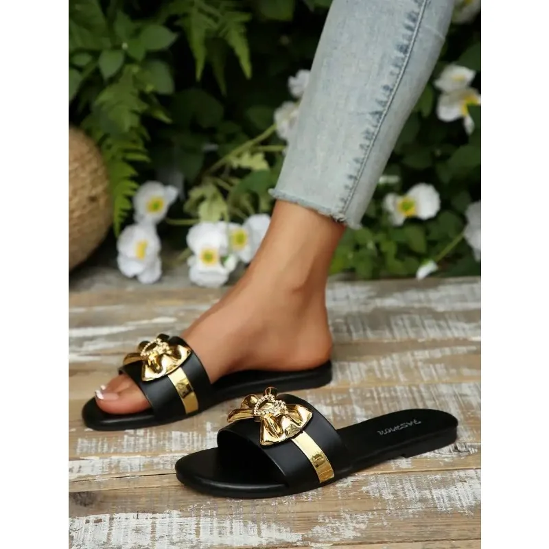 Decorative Round-Toe Flat Sandals Women's Shoes New Fashion Slippers with Bow Buckle Versatile Solid Color
Decorative Round-Toe Flat Sandals Women's Shoes New Fashion Slippers with Bow Buckle Versatile Solid Color