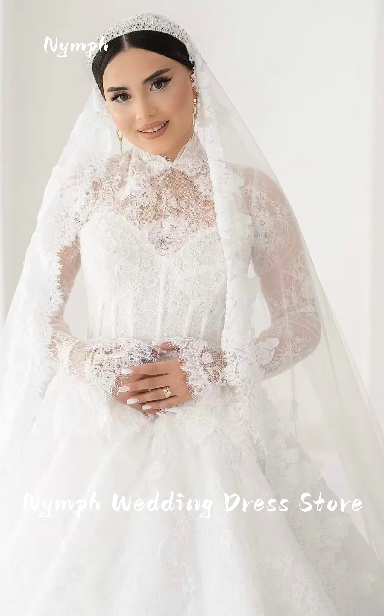 Customized Lace Wedding Dress Woman Bridal Gown High Neck Full Sleeves Court Train A Line Arabian Bride Dresses
Customized Lace Wedding Dress Woman Bridal Gown High Neck Full Sleeves Court Train A Line Arabian Bride Dresses