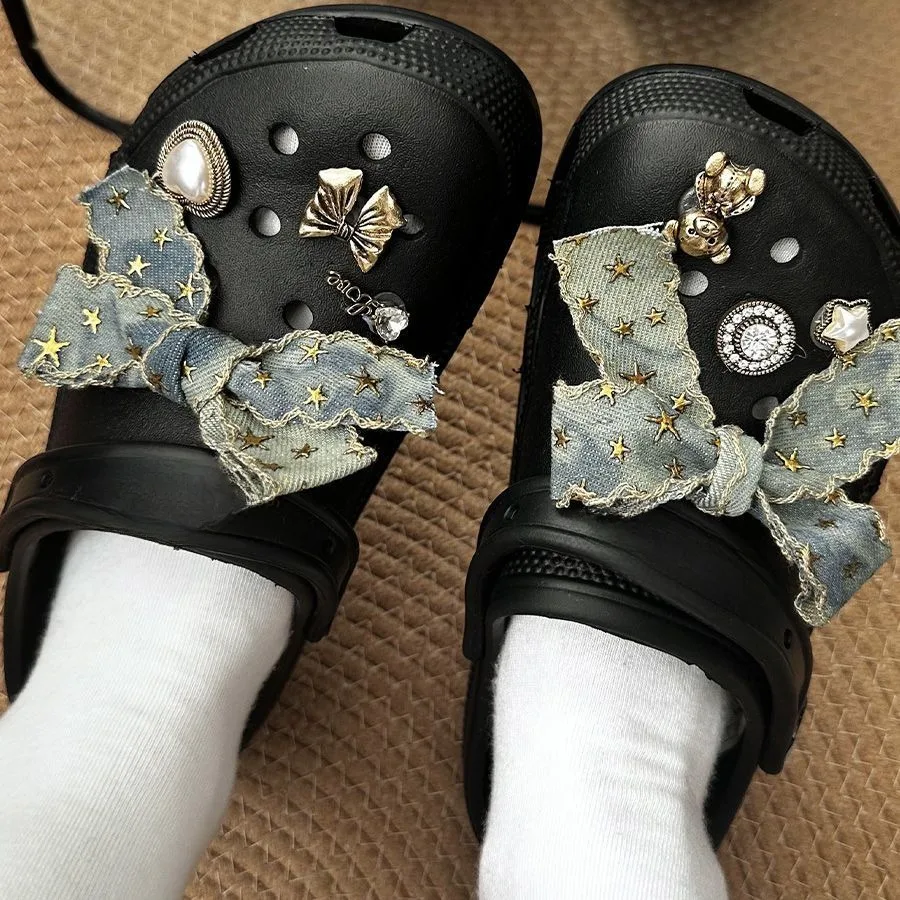 Denim Heart Star Bow Series Charms for Crocs Sweet Cool Shoe Accessories Ins Popular Footwear Decoration Vintage Clogs Buckle
Denim Heart Star Bow Series Charms for Crocs Sweet Cool Shoe Accessories Ins Popular Footwear Decoration Vintage Clogs Buckle