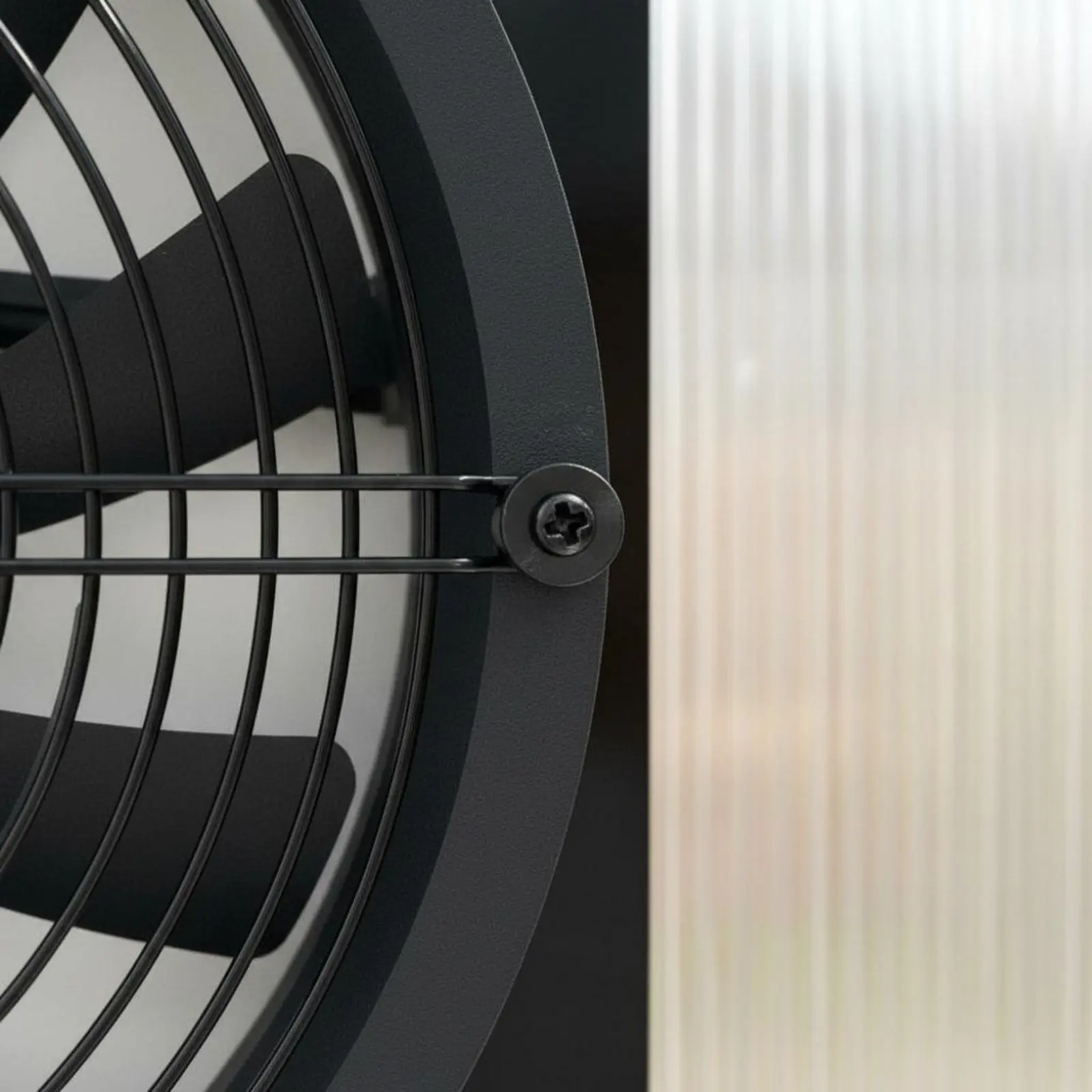 Solar Powered Exhaust Fan High Performance 10 Inch Ventilation Fan Shed Air Circulator Odor Removal IP65 Waterproof
Solar Powered Exhaust Fan High Performance 10 Inch Ventilation Fan Shed Air Circulator Odor Removal IP65 Waterproof