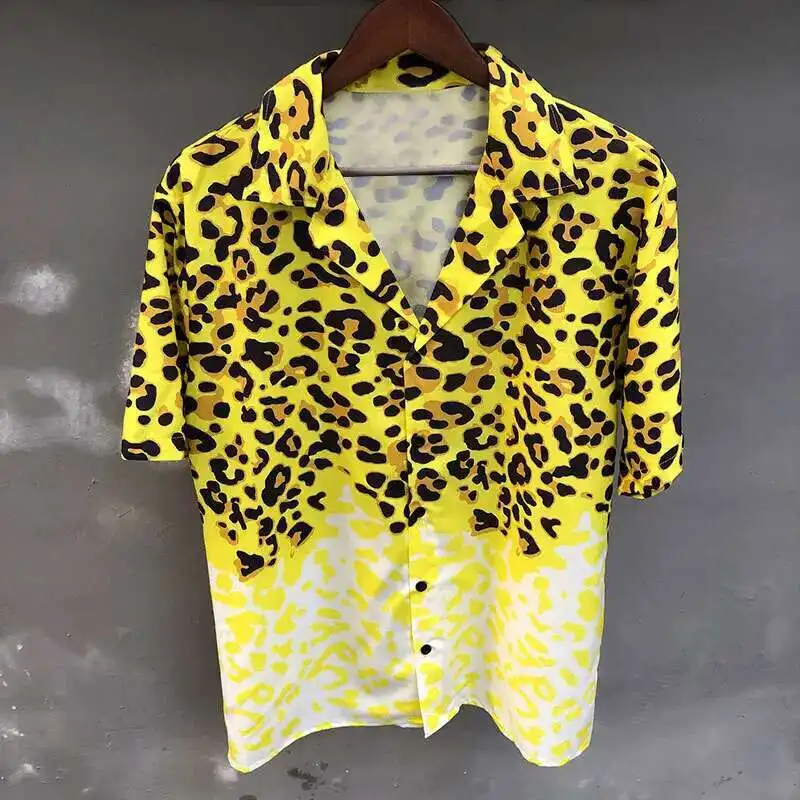 Men Yellow Leopard Color Contrast Print Shirt Short Sleeve Casual Shirt Streetwear Camisa Fashion Masculina Shirt Moda Hombre
Men Yellow Leopard Color Contrast Print Shirt Short Sleeve Casual Shirt Streetwear Camisa Fashion Masculina Shirt Moda Hombre