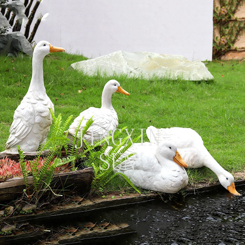 Resin sculpture with a unique design to adorn your garden and other areas, involving a white duck.
Resin sculpture with a unique design to adorn your garden and other areas, involving a white duck.