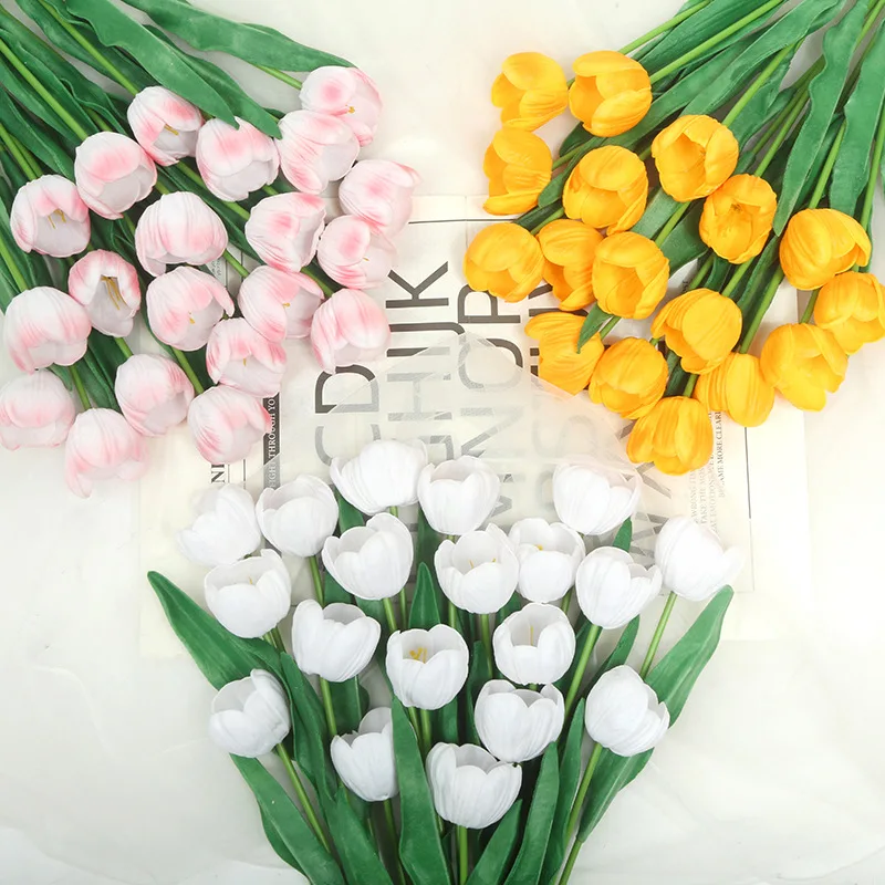 Simulation flower opening tulip feel moisturizing bouquet wedding fake flower shooting props tulip
Simulation flower opening tulip feel moisturizing bouquet wedding fake flower shooting props tulip