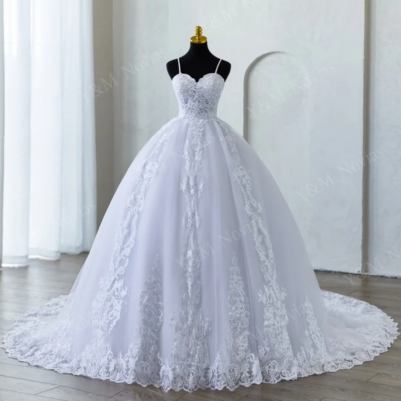 Customized V Neck Bride Sweet Wedding Dresses Pluse Size Spring Sleeveless Ivory Sexy Back Bridal Lace Gown Vestidos
Customized V Neck Bride Sweet Wedding Dresses Pluse Size Spring Sleeveless Ivory Sexy Back Bridal Lace Gown Vestidos