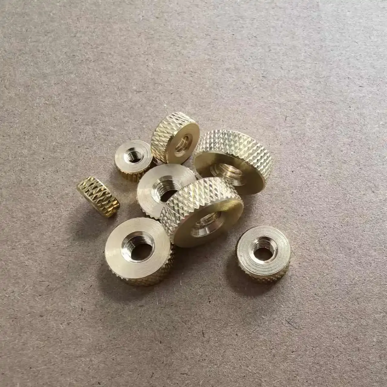 Thin type Knurled brass hand thumb nut M3 M4 M5 M6 5PCS-10pcs
Thin type Knurled brass hand thumb nut M3 M4 M5 M6 5PCS-10pcs