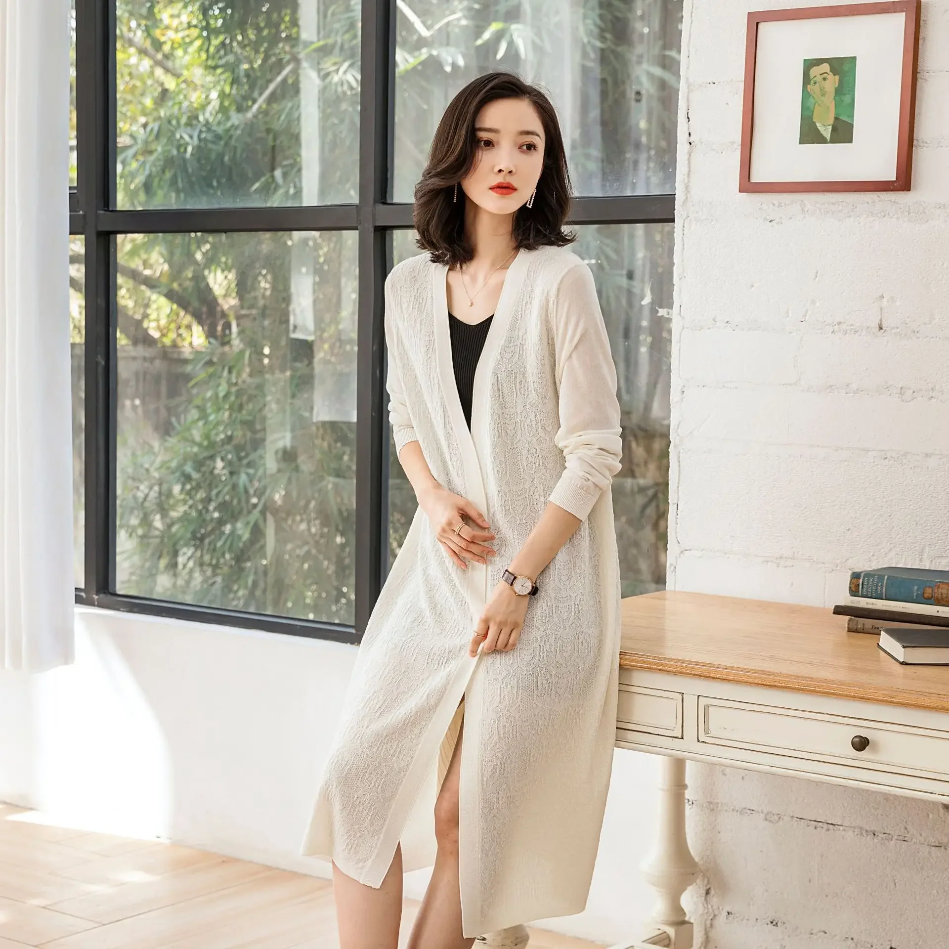 2023 Spring New Women's Sweater Cardigan Long Ice Silk Hook Flower Thin Coat Korean Version of Large Size Loose Cardigan Long
2023 Spring New Women's Sweater Cardigan Long Ice Silk Hook Flower Thin Coat Korean Version of Large Size Loose Cardigan Long
