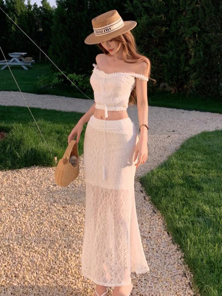 Women 2-Piece White Lace Skirt Set Sexy Off Shoulder Crop Tops And High Waist See Through Mermaid Maxi Skirt Summer Beach Outfit
Women 2-Piece White Lace Skirt Set Sexy Off Shoulder Crop Tops And High Waist See Through Mermaid Maxi Skirt Summer Beach Outfit