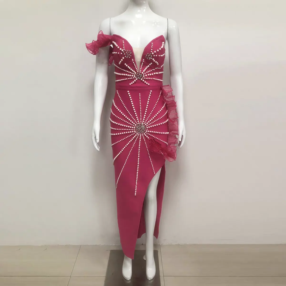 Oisslec Prom Dress Elegant Vintage Sweet Pink Pearls Crystal Stylish Customized Formal Occasion Prom Dress Evening Party Gowns
Oisslec Prom Dress Elegant Vintage Sweet Pink Pearls Crystal Stylish Customized Formal Occasion Prom Dress Evening Party Gowns