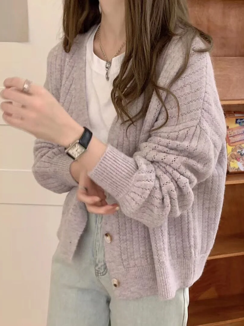 Loose Vintage Women's Knitted Cardigan ort Sle Comfortable Sweater Jaet for Autumn 2025 Casual Chic Outerwear
Loose Vintage Women's Knitted Cardigan ort Sle Comfortable Sweater Jaet for Autumn 2025 Casual Chic Outerwear