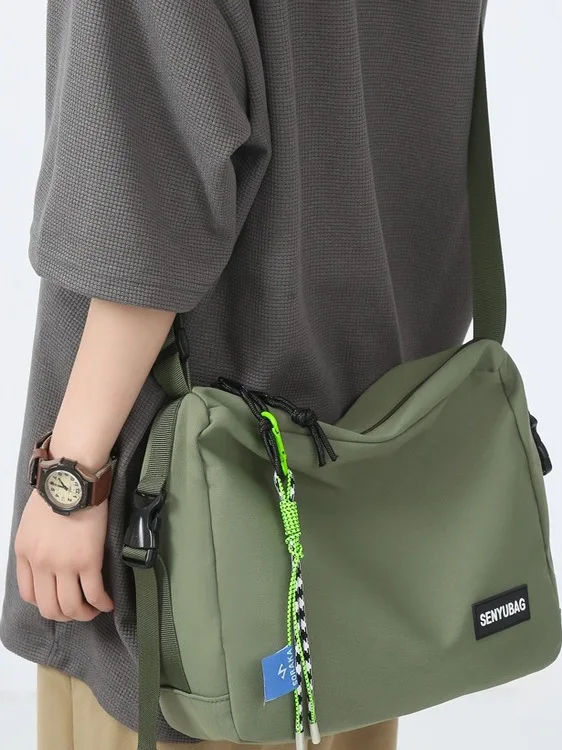 Спортивная повседневная сумка через плечо, универсальная сумка-мессенджер, простая модная сумка для отдыха, кроссбоди для мужчин и женщин
Спортивная повседневная сумка через плечо, универсальная сумка-мессенджер, простая модная сумка для отдыха, кроссбоди для мужчин и женщин