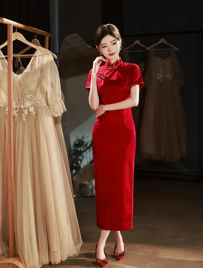 2024 New Wine Red Jacquard Qipao Elegant Style Celebrity Style Wedding Dress Banquet Cheongsam Dress
2024 New Wine Red Jacquard Qipao Elegant Style Celebrity Style Wedding Dress Banquet Cheongsam Dress