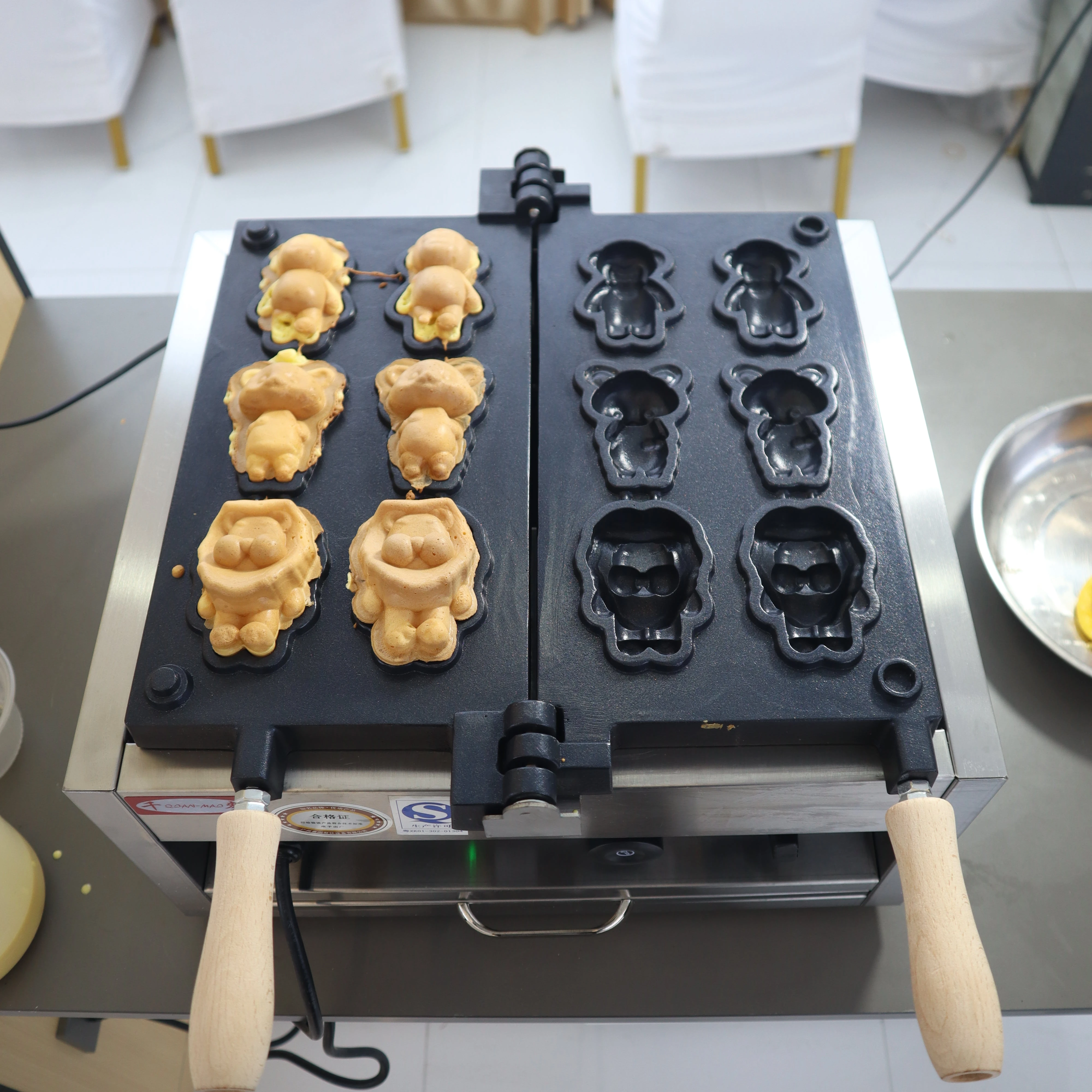 Commercial Taiya Burner Lion Monkey Raccoon Waffle Machine Hotel and Food Store Electric Taiya Burner
Commercial Taiya Burner Lion Monkey Raccoon Waffle Machine Hotel and Food Store Electric Taiya Burner