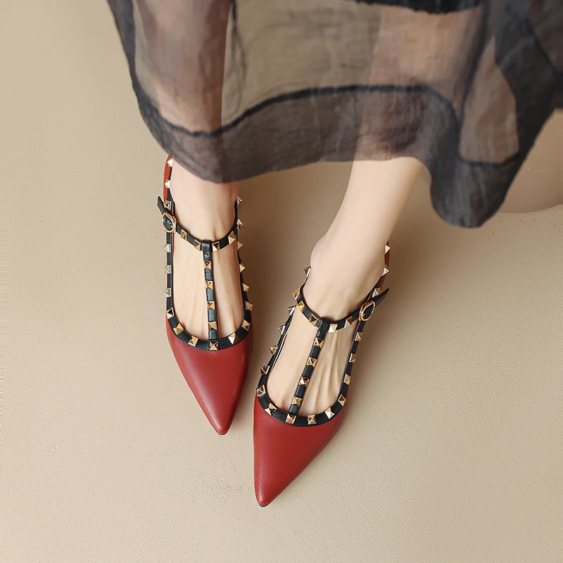 2023 Brand Summer Genuine Leather Women's Sandals Classic Rivet Pointed High Heels Sexy Luxury Pumps Wedding Party Shoes
2023 Brand Summer Genuine Leather Women's Sandals Classic Rivet Pointed High Heels Sexy Luxury Pumps Wedding Party Shoes