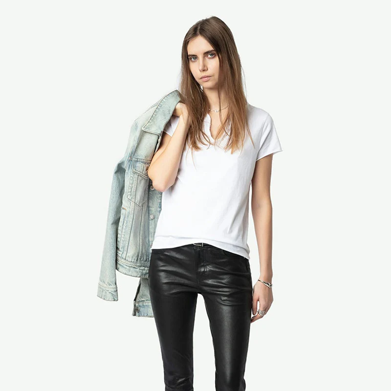 Summer New Classic Women's ort Sve T-irt Cotton U-Ne Letter Print Casual Slim Fit Cool Feeling Thin Fabric Pure Cotton
Summer New Classic Women's ort Sve T-irt Cotton U-Ne Letter Print Casual Slim Fit Cool Feeling Thin Fabric Pure Cotton