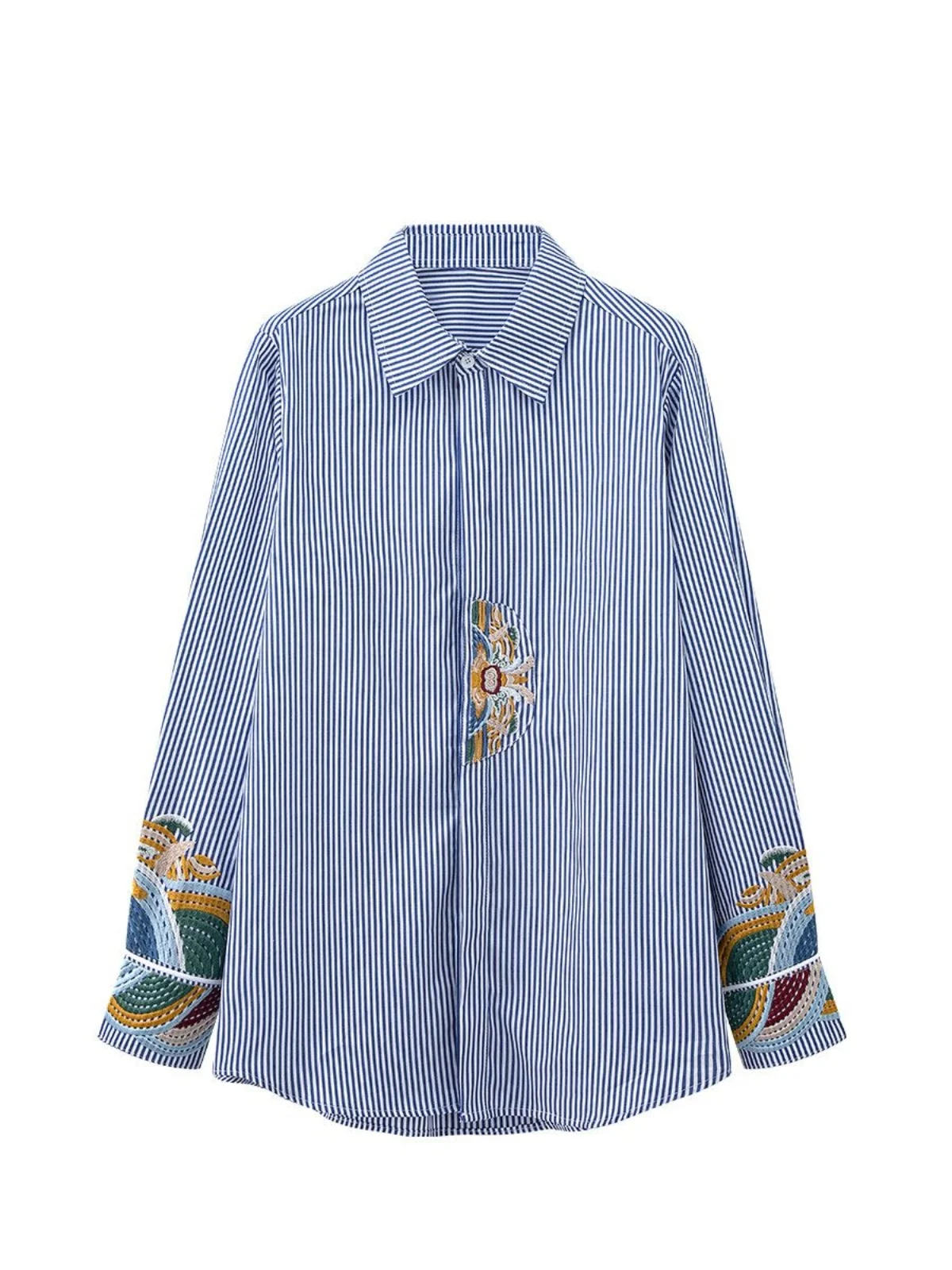 Summer 2024 Chinese Sle Long Sve irt Women Loose Top Button Detail Embroidery Design Striped Collar Faionable C...
Summer 2024 Chinese Sle Long Sve irt Women Loose Top Button Detail Embroidery Design Striped Collar Faionable C...