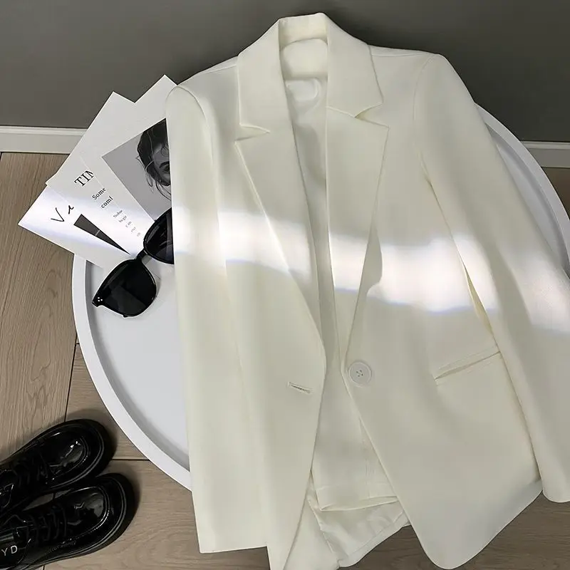 Ele White Casual Commute Women's Suit Jaet Spring Autumn 2025 New Korean Sle Long Sve Button Detail
Ele White Casual Commute Women's Suit Jaet Spring Autumn 2025 New Korean Sle Long Sve Button Detail