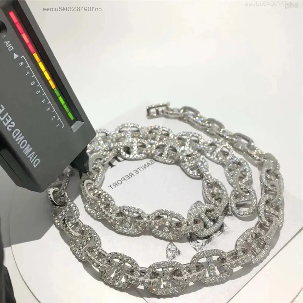 13mm Vvs Moissanite Chain Cuban Links Iced Out 2.3mm Moissanite Diamond Hip Hop Jewelry 925 Silver Cuban Necklace Bracelet
13mm Vvs Moissanite Chain Cuban Links Iced Out 2.3mm Moissanite Diamond Hip Hop Jewelry 925 Silver Cuban Necklace Bracelet
