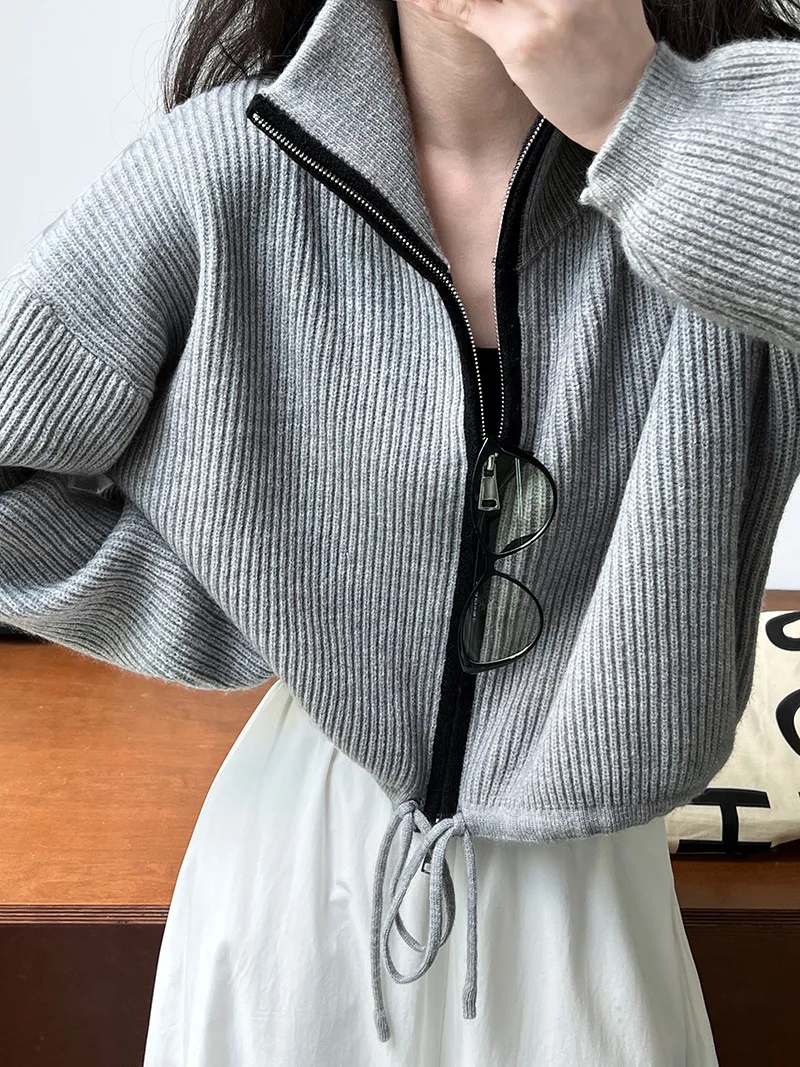 Autumn Winter Women Sweater Long Sleeve Zipper Sweaters Women Casual Kintted Sweater Femme Cardigans Turn Down Collar Outwear
Autumn Winter Women Sweater Long Sleeve Zipper Sweaters Women Casual Kintted Sweater Femme Cardigans Turn Down Collar Outwear
