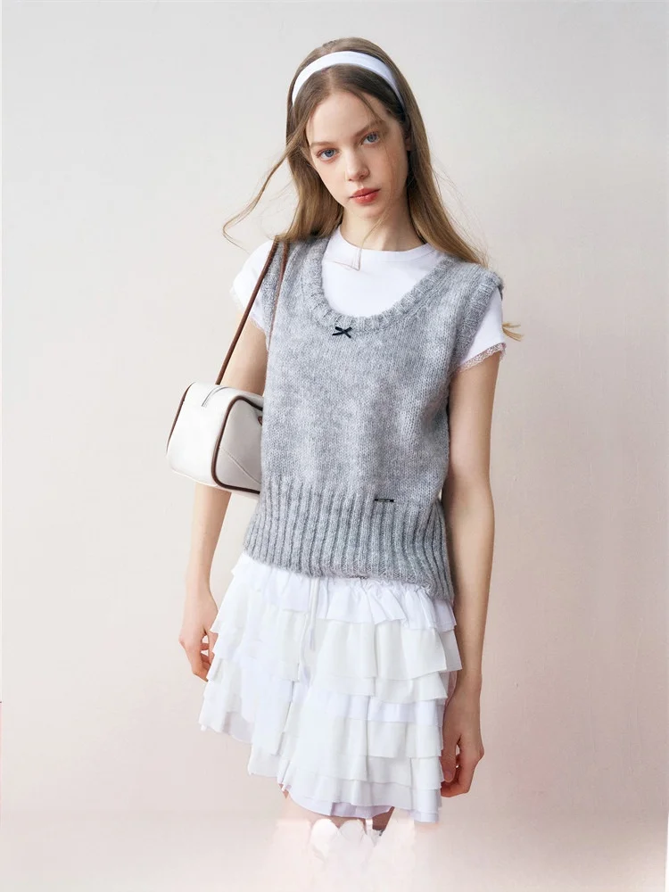 Женский вязаный жилет Kroche с бантом из шелковой ленты, свободного кроя, из смесовой ткани (полиэстер, нейлон, шерсть), весенняя верхняя одежда
Женский вязаный жилет Kroche с бантом из шелковой ленты, свободного кроя, из смесовой ткани (полиэстер, нейлон, шерсть), весенняя верхняя одежда