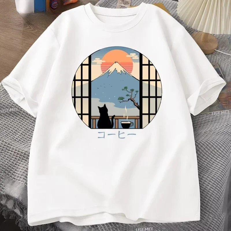 New men's 2025 Fuji Mountain Coffee Cat Back view pattern printed short-sleeved T-shirt, round-neck Japanese-style top
New men's 2025 Fuji Mountain Coffee Cat Back view pattern printed short-sleeved T-shirt, round-neck Japanese-style top