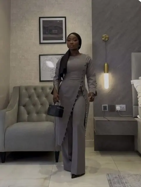 Grey Long Women Suit Set 2 Pcs Blazer Pants Trousers Single Buttons Cotton Formal Office Lady Jacket Customized Wedding Coat
Grey Long Women Suit Set 2 Pcs Blazer Pants Trousers Single Buttons Cotton Formal Office Lady Jacket Customized Wedding Coat