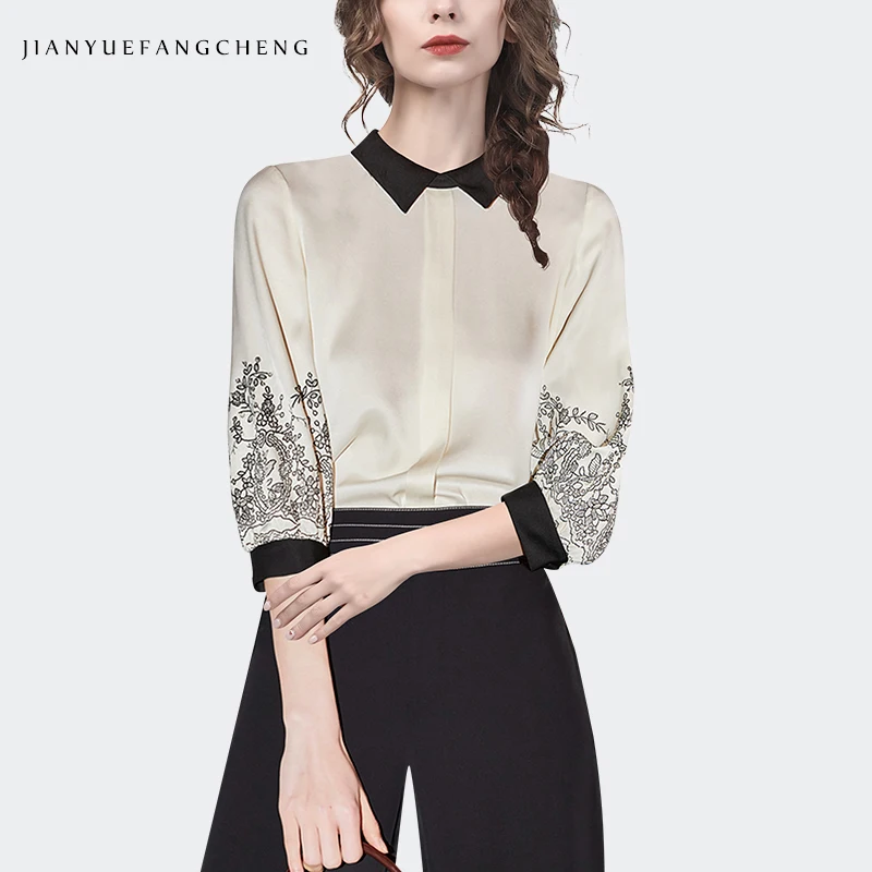2022 Summer Embroidered Half Sleeve Satin Blouse Women Tops Loose Casual Vintage Beige Polo Shirts
2022 Summer Embroidered Half Sleeve Satin Blouse Women Tops Loose Casual Vintage Beige Polo Shirts