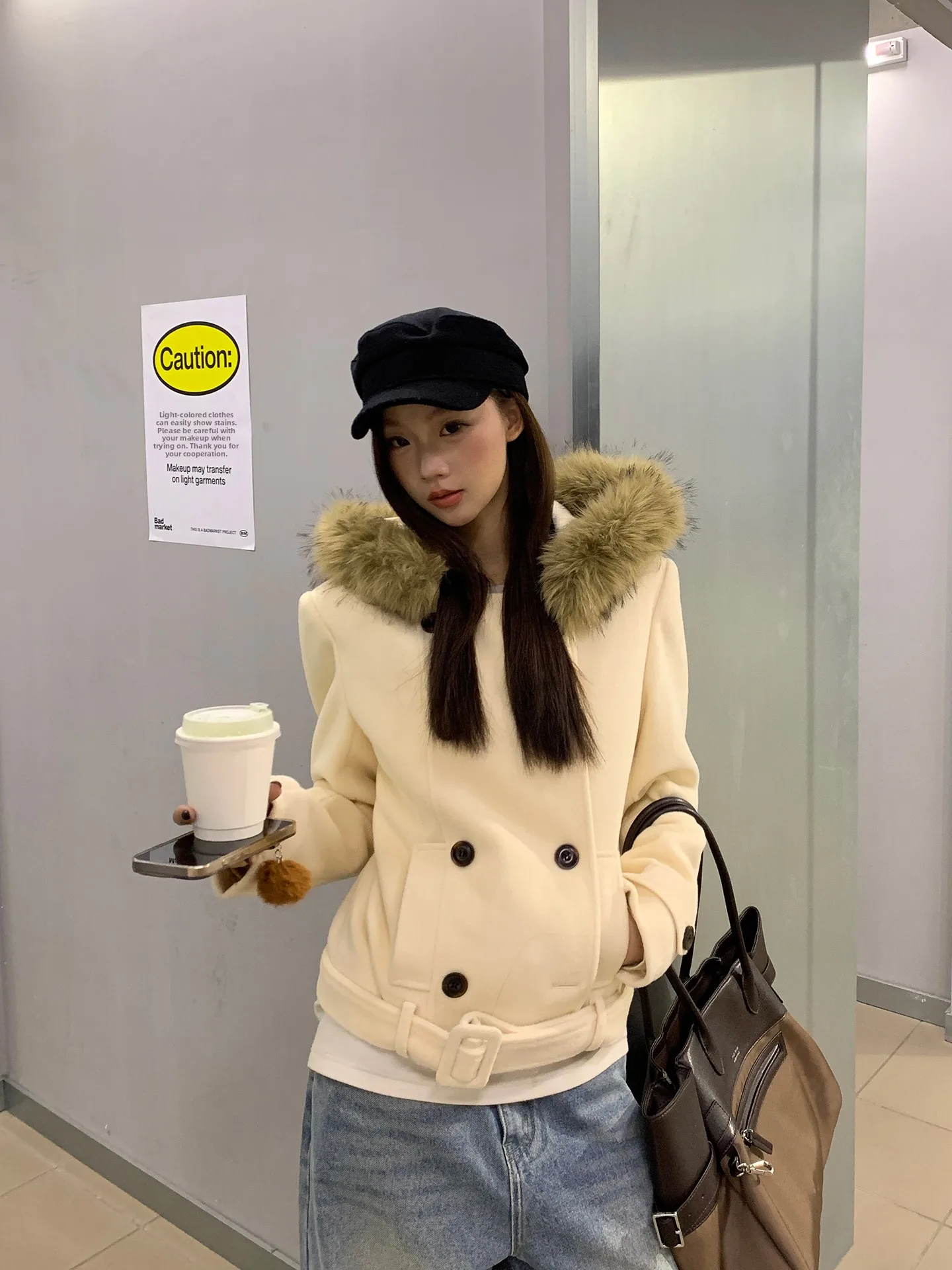 G Sle ort Cotton Woolen Coat for Women Winter 2025 New Sle Warmth Hooded Korean Sle Polyester Fiber Long Sve
G Sle ort Cotton Woolen Coat for Women Winter 2025 New Sle Warmth Hooded Korean Sle Polyester Fiber Long Sve