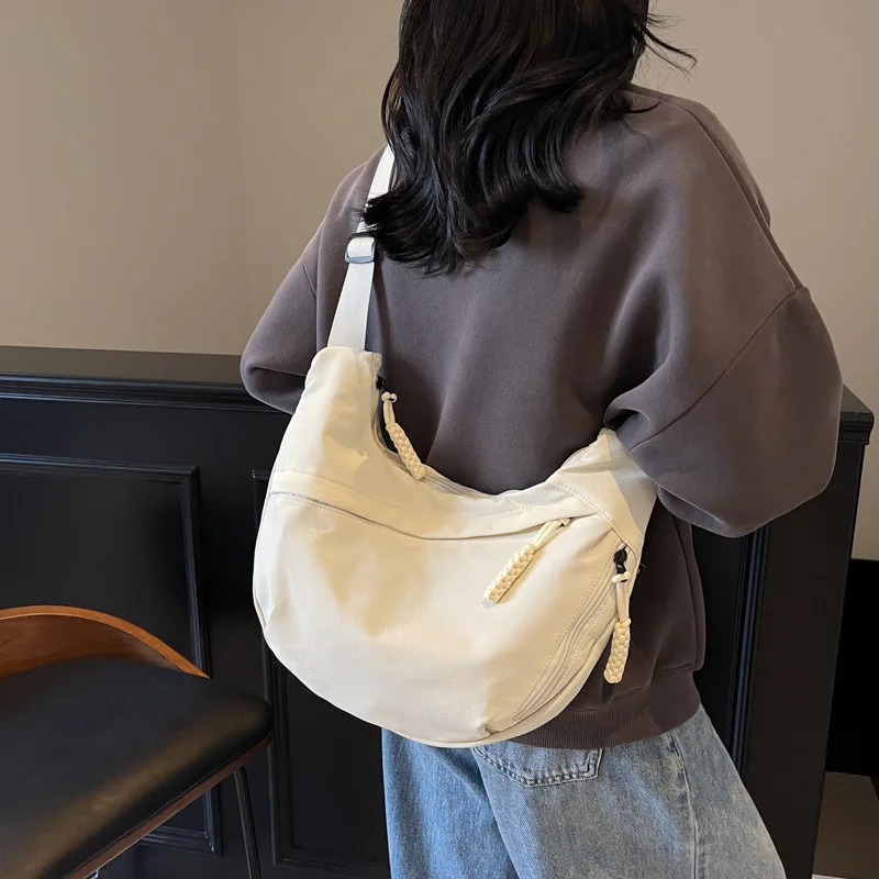 Корейская холщовая женская сумка через плечо, женская сумка-тоут, высококачественная большая модная дизайнерская роскошная женская сумка, новинка в категории сумок.
Корейская холщовая женская сумка через плечо, женская сумка-тоут, высококачественная большая модная дизайнерская роскошная женская сумка, новинка в категории сумок.