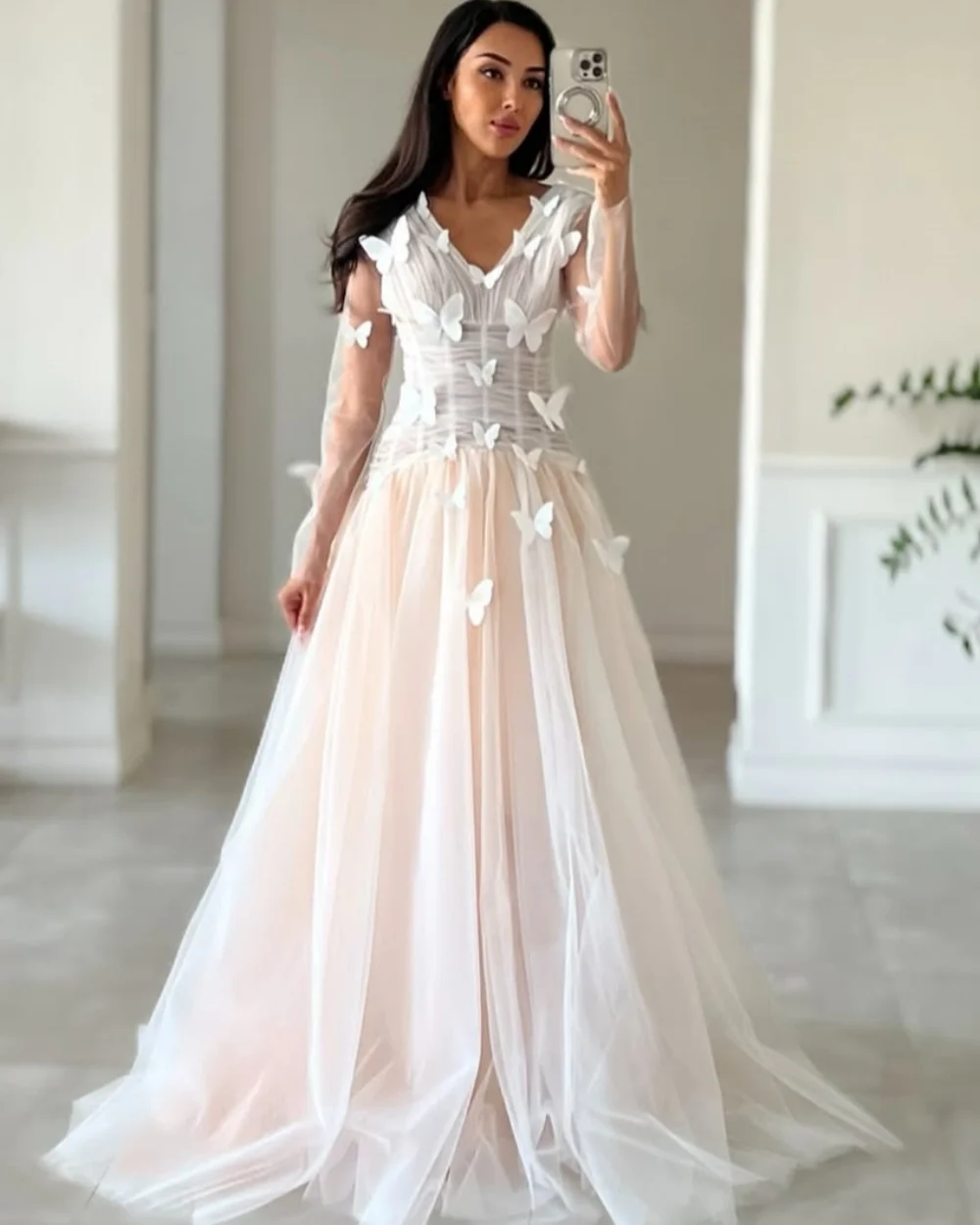 Customized Modern Style Fashion Tulle Bow Pleat Straight V-neck Long Dresses Bespoke Occasion Dresses High Quality Matching
Customized Modern Style Fashion Tulle Bow Pleat Straight V-neck Long Dresses Bespoke Occasion Dresses High Quality Matching