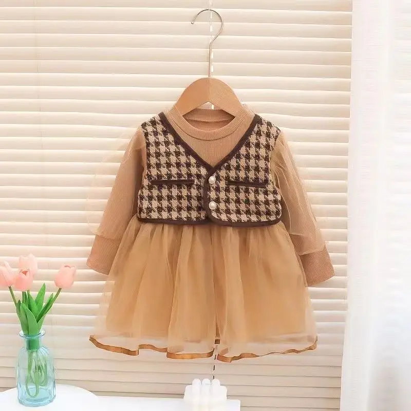 Kids Girls Plaid Dress Cute Fake Two Peice Khaki Dresses 2024 New Fashion Baby Girls Lace Stitching Dress Japanese Korean Style
Kids Girls Plaid Dress Cute Fake Two Peice Khaki Dresses 2024 New Fashion Baby Girls Lace Stitching Dress Japanese Korean Style