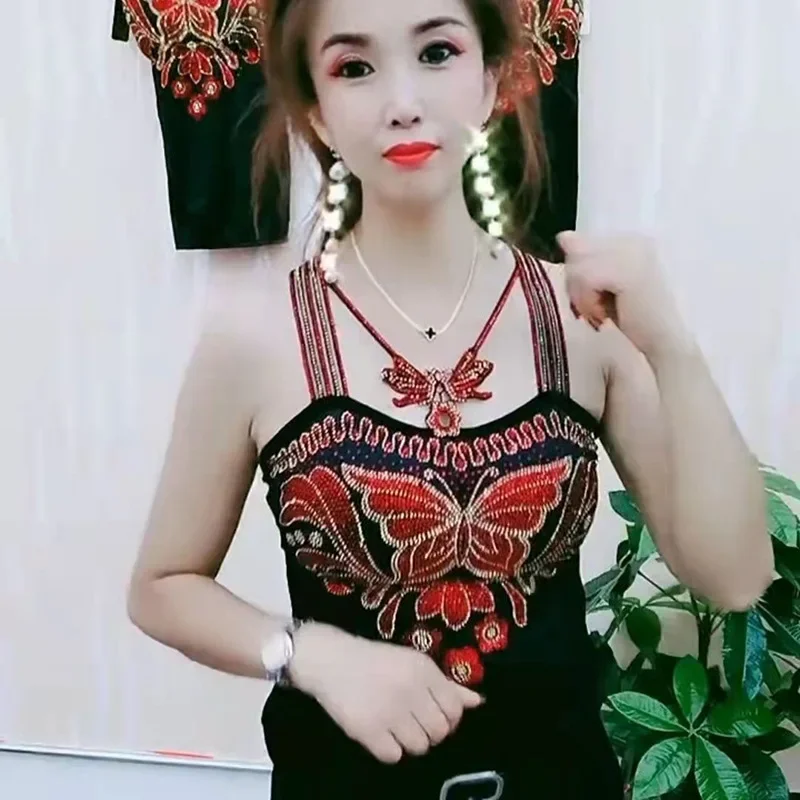 Women Sexy Sequin Fake Diamond Camisoles New Slim Butterfly Vest Sleeveless Backless Bee Crop Tops Slim Sexy Party Club Clothing
Women Sexy Sequin Fake Diamond Camisoles New Slim Butterfly Vest Sleeveless Backless Bee Crop Tops Slim Sexy Party Club Clothing