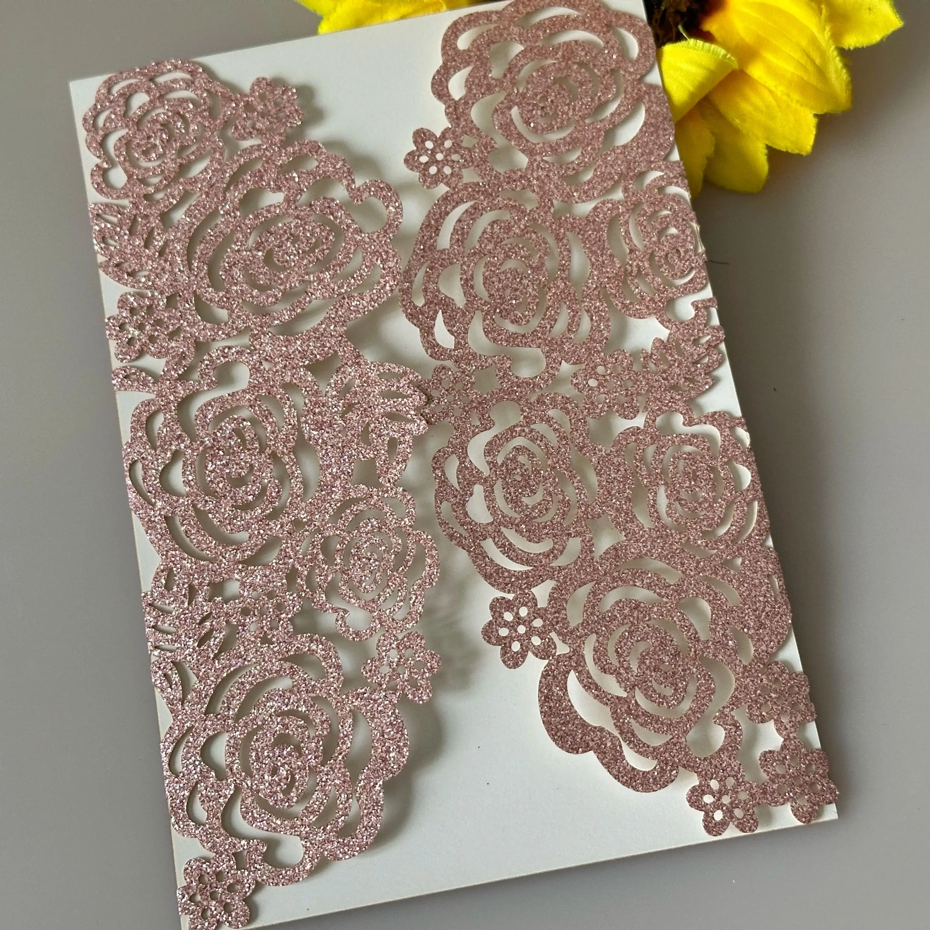 10pcs Glitter Rose Gold Laser Cut Wedding Invitation Card,Quinceanera Birthday Invitation Cover for Party Gift Favor Deccoration
10pcs Glitter Rose Gold Laser Cut Wedding Invitation Card,Quinceanera Birthday Invitation Cover for Party Gift Favor Deccoration